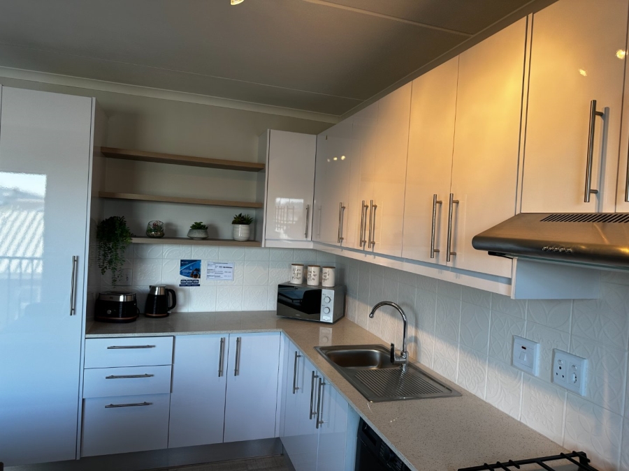 2 Bedroom Property for Sale in Table View Western Cape